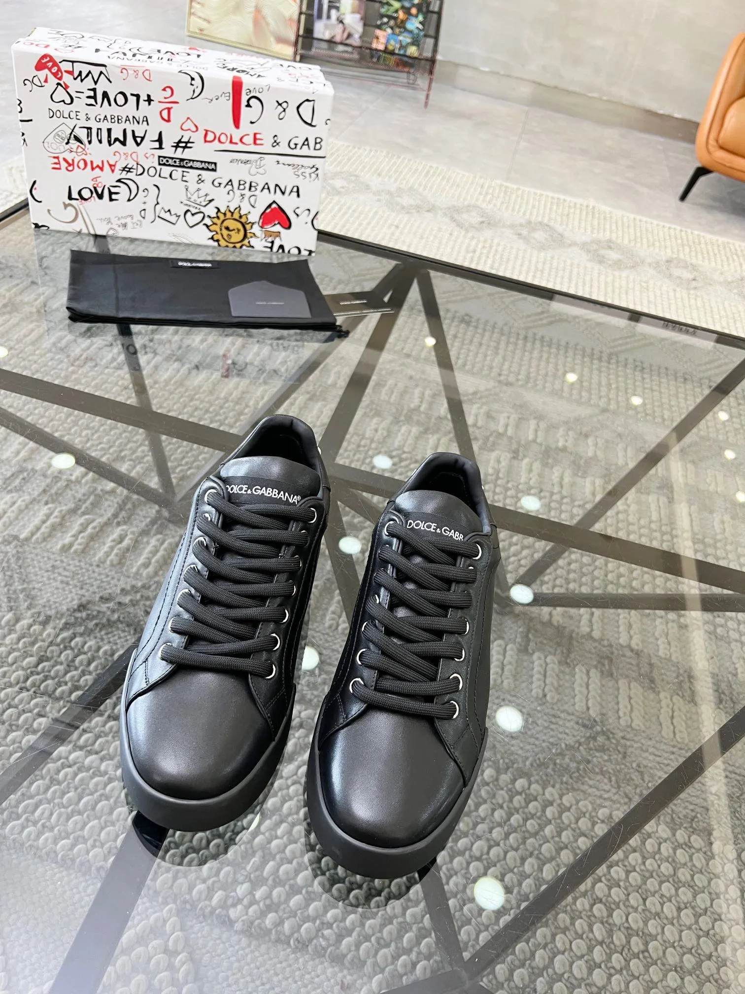 Men's shoes 360 yuan🏮🏮2023 new Dolce & Gabbana/top original single DG heavy industry series, imported original waterproof canvas, contrasting color design is super beautiful, exquisite and luxurious, super A level! Compared with the genuine product at the counter, the version is no worse at all! size：38-46